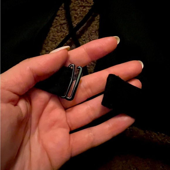 Tobi Criss Cross Halter Black Crop Top-NWT - Picture 7 of 7